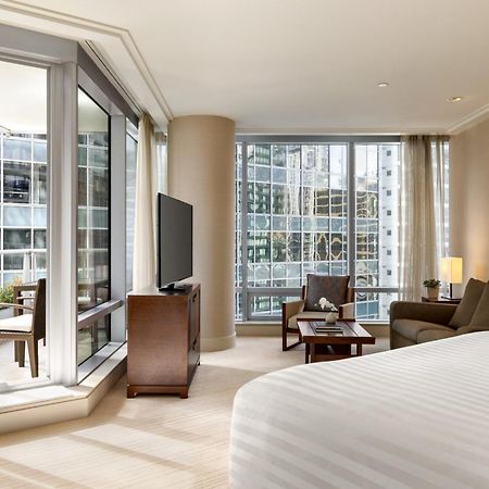 Shangri-La Vancouver Bagian luar foto