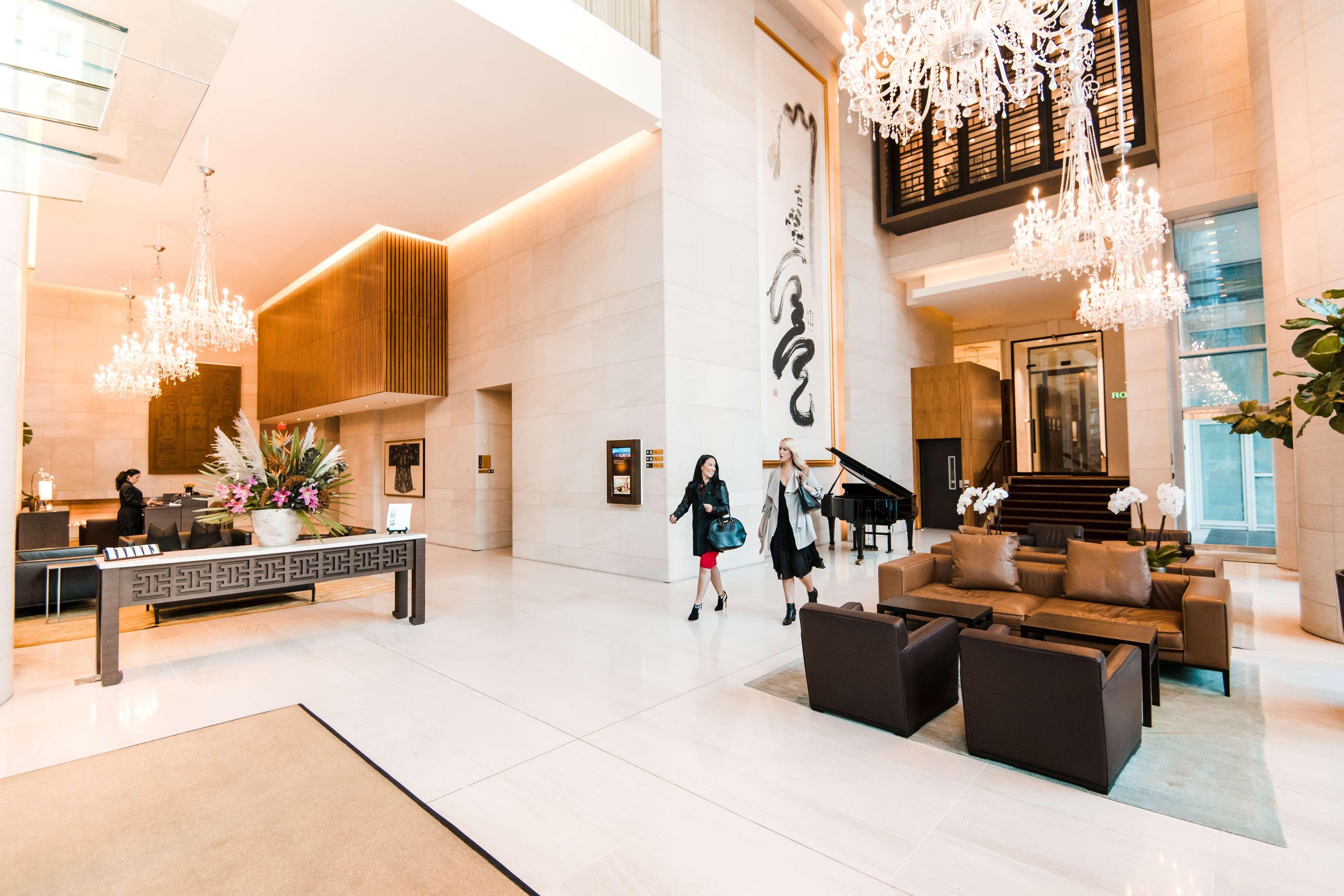 Shangri-La Vancouver Bagian luar foto