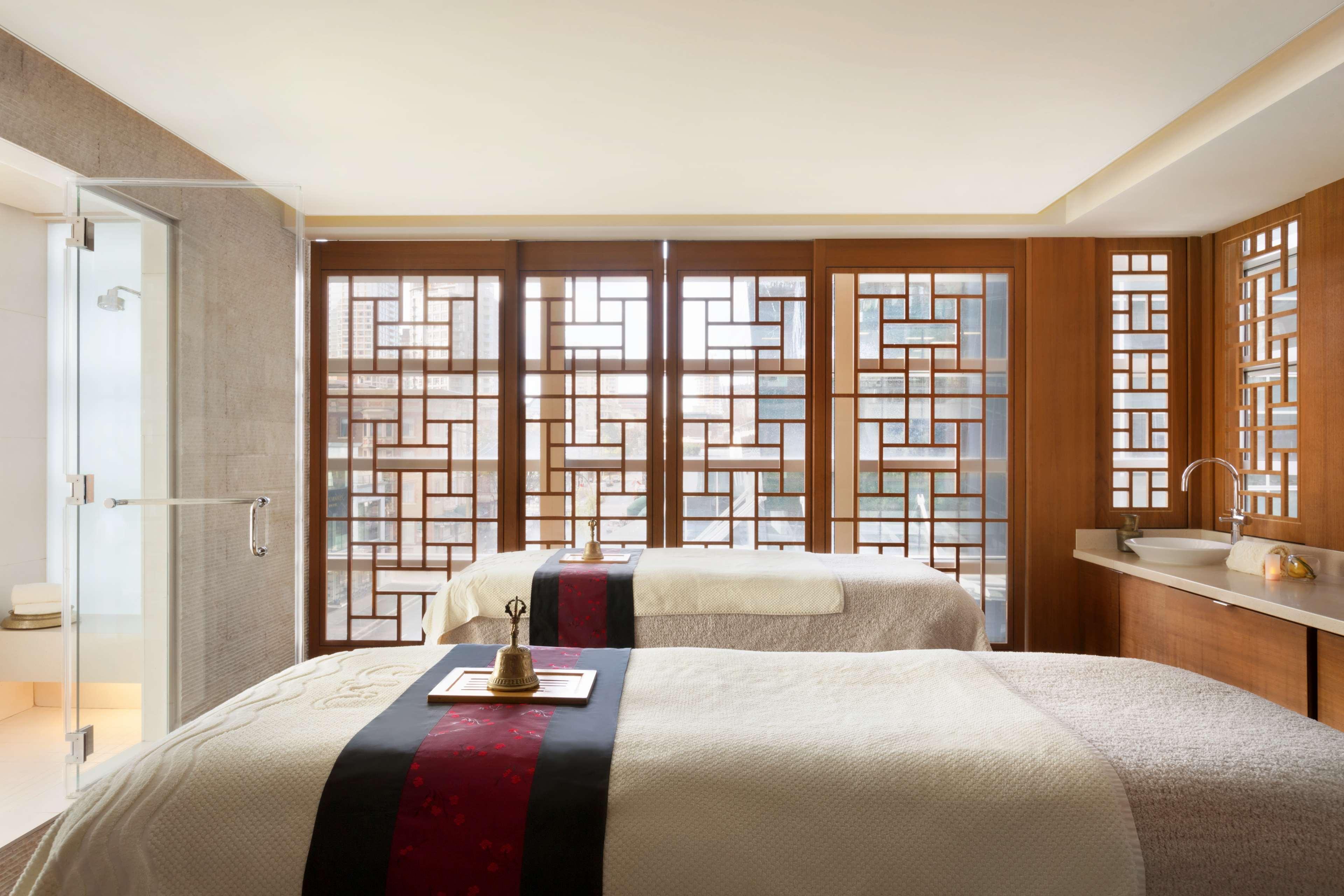 Shangri-La Vancouver Bagian luar foto